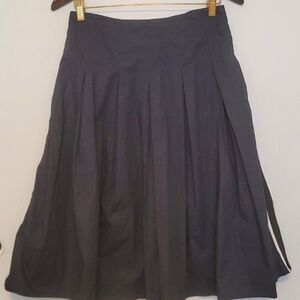 Beatrice. F skirt size 6